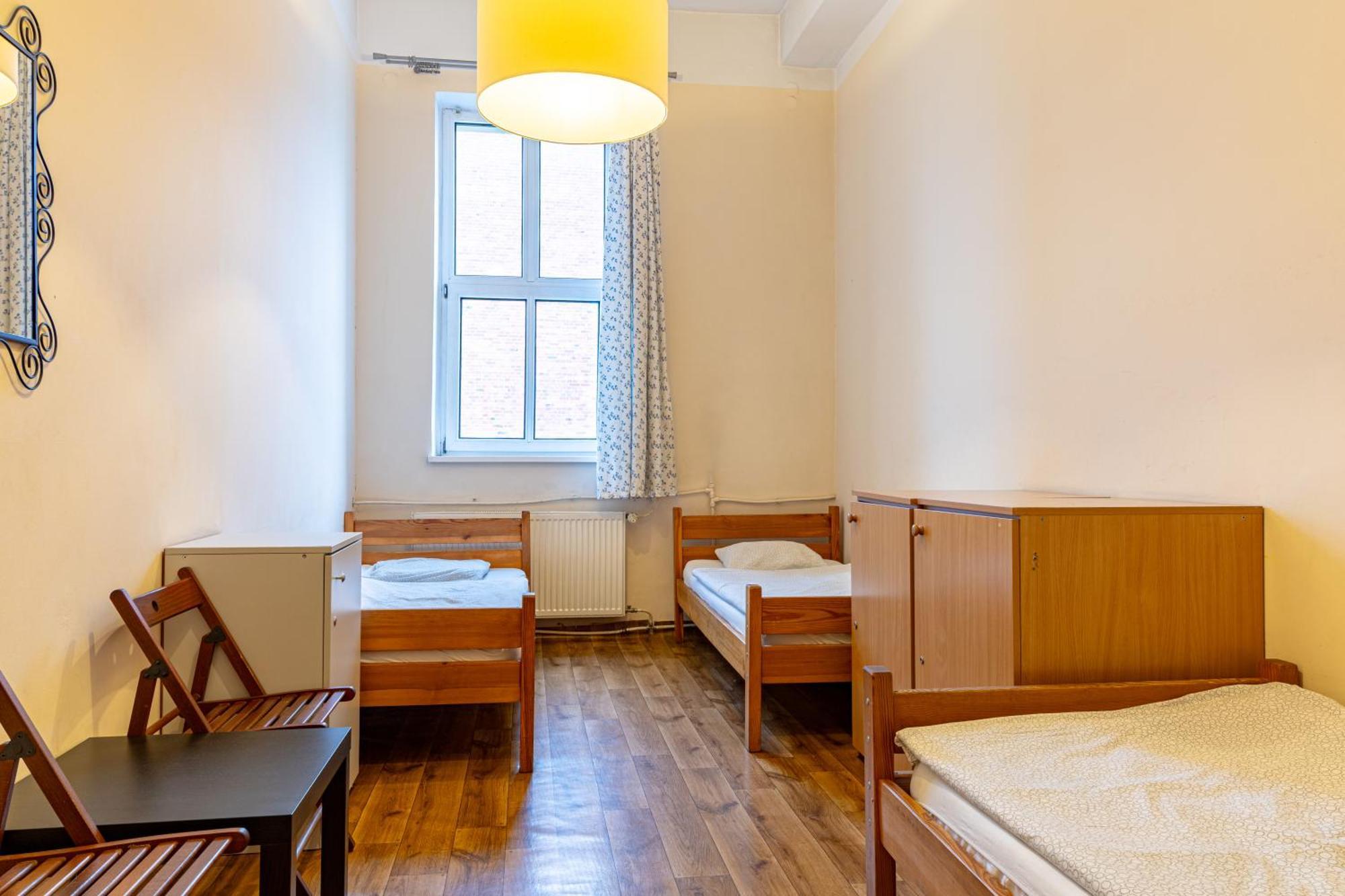Hostel Orange Plus Torun Ngoại thất bức ảnh